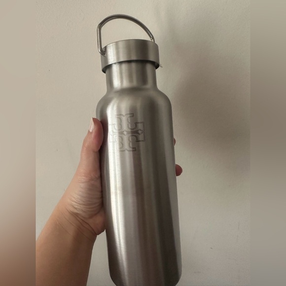 Tory Burch - Bottle 550ML - Picture 2 of 3